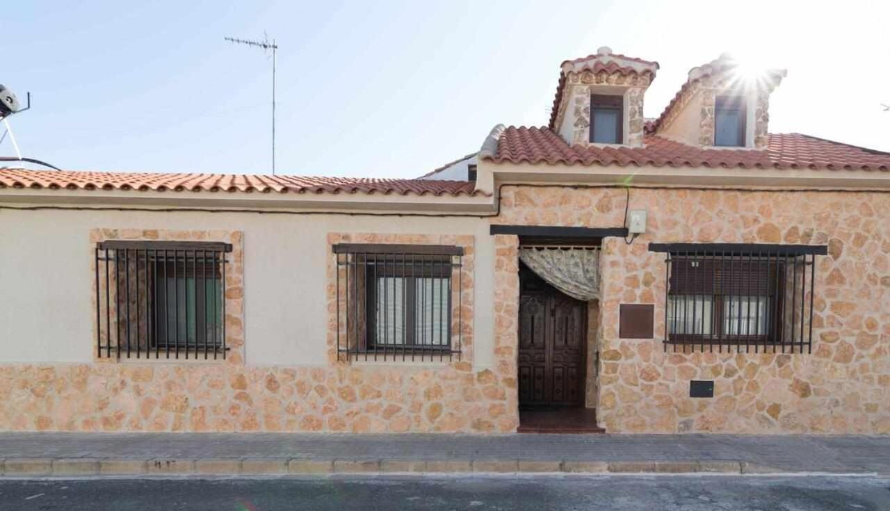 Casa Rural La Del Alba Seria Argamasilla De Alba Ngoại thất bức ảnh